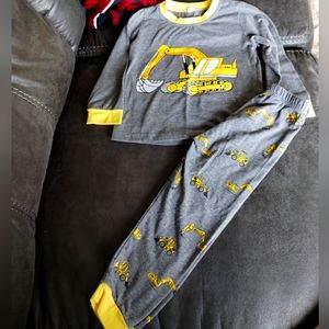 Excavator sleep outfit